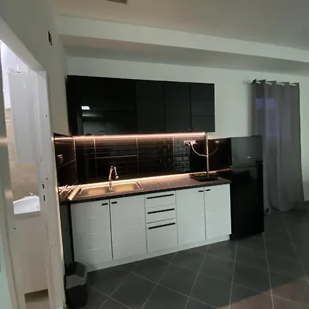 דירה Dimitrijevic באינה באשטה